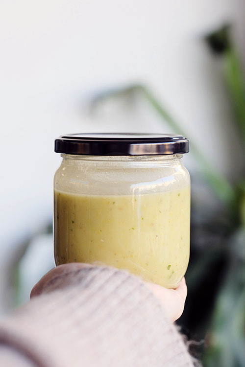 tokluk hissini destekleyen çözünür ve çözünmez lifler içeren lif içeren sebze çorbası